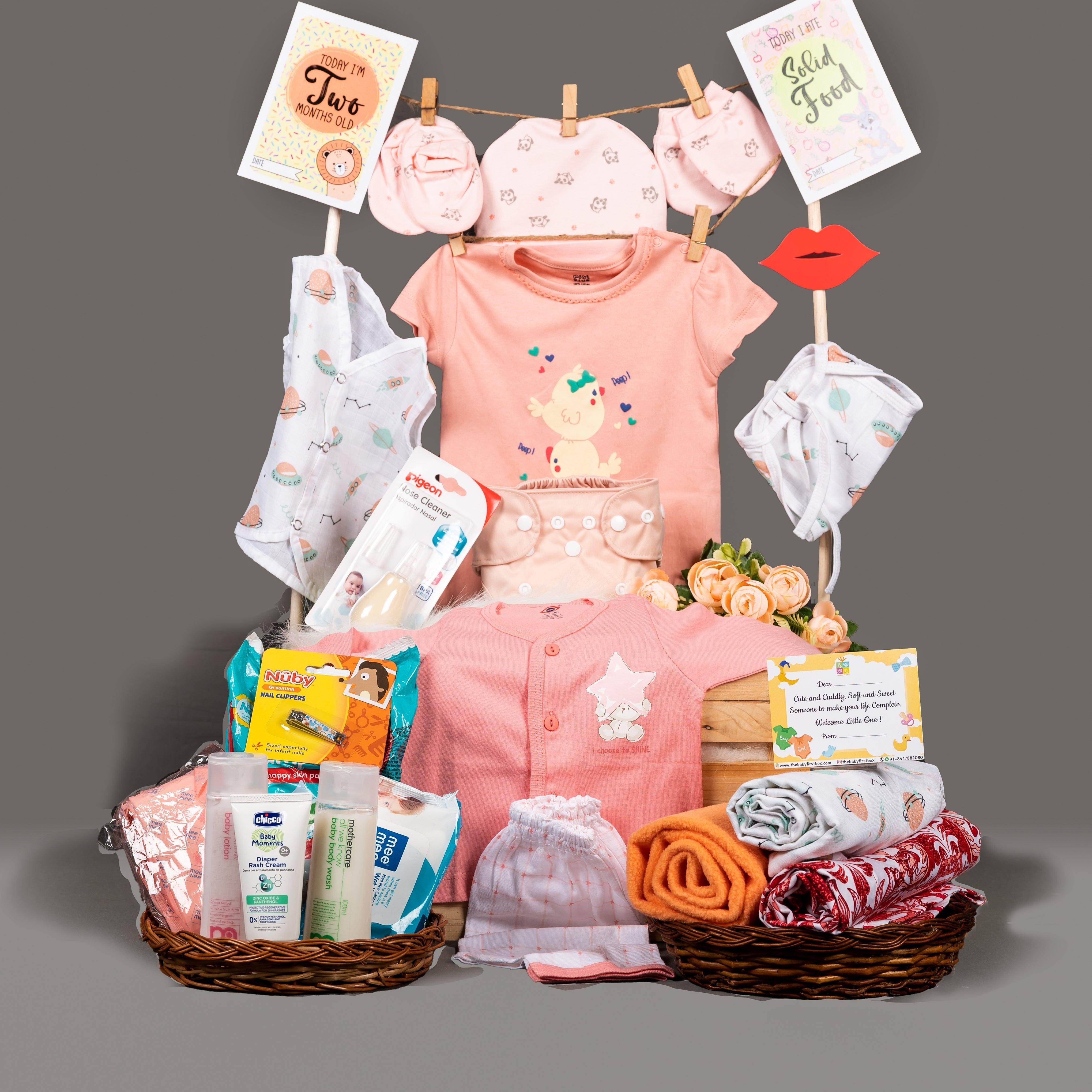 Hamper top baby shower
